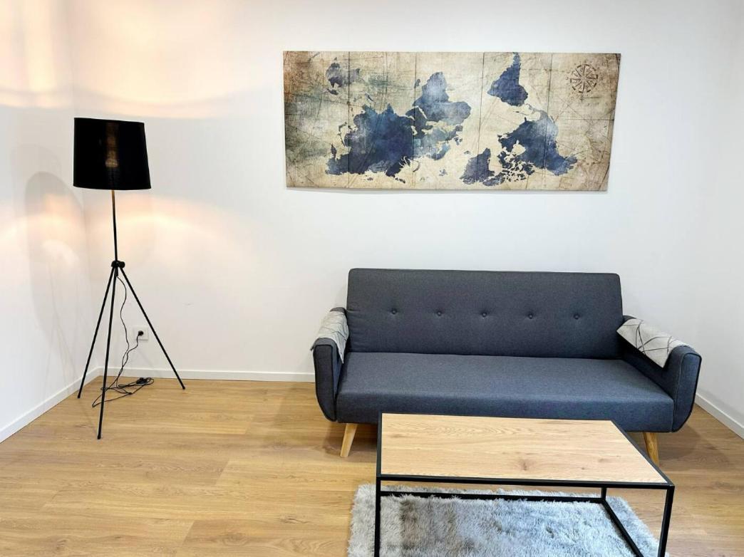 Rs-0 - Appartement F2 Au Rdc A Mulhouse Pour 1-3 Pers Exteriör bild